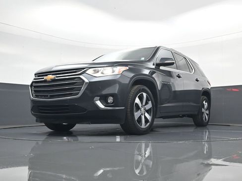 Used 2020 Chevrolet Traverse LT w/ LT Premium Package image 20