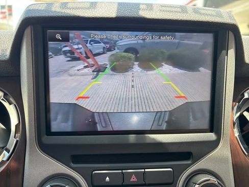 Used 2016 Ford F250 Lariat w/ Lariat Ultimate Package AWD/4WD image 30
