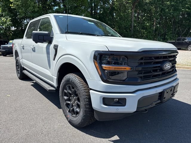 Used 2026 Ford F150 XLT w/ Equipment Group 302A MID AWD/4WD image 7