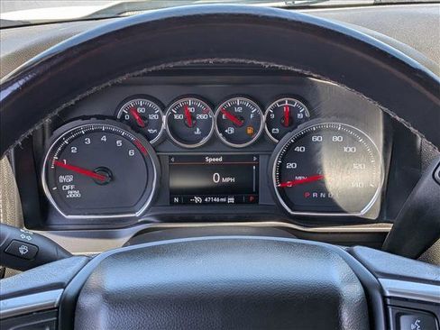 Used 2021 Chevrolet Silverado 1500 LT AWD/4WD image 14