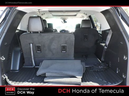 Used 2020 Chevrolet Traverse Premier w/ Redline Edition FWD image 22