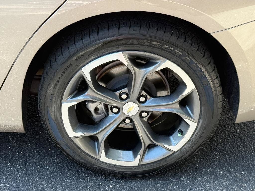 Used 2023 Chevrolet Malibu LT FWD image 6