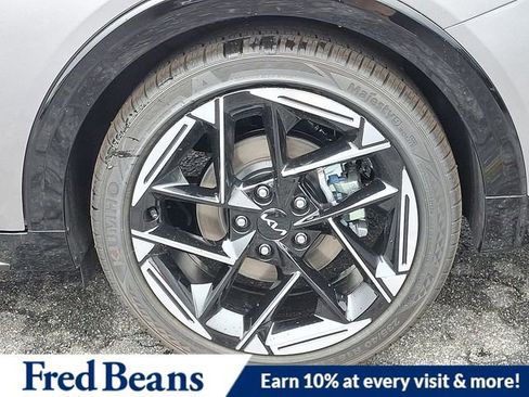 New 2025 Kia K4 GT-Line w/ GT-Line Premium Package image 5