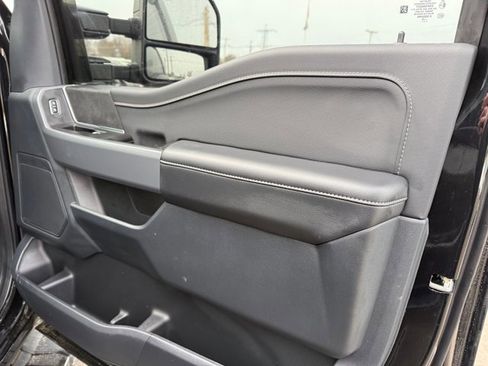 Used 2025 Ford F150 XLT w/ Equipment Group 302A MID image 27