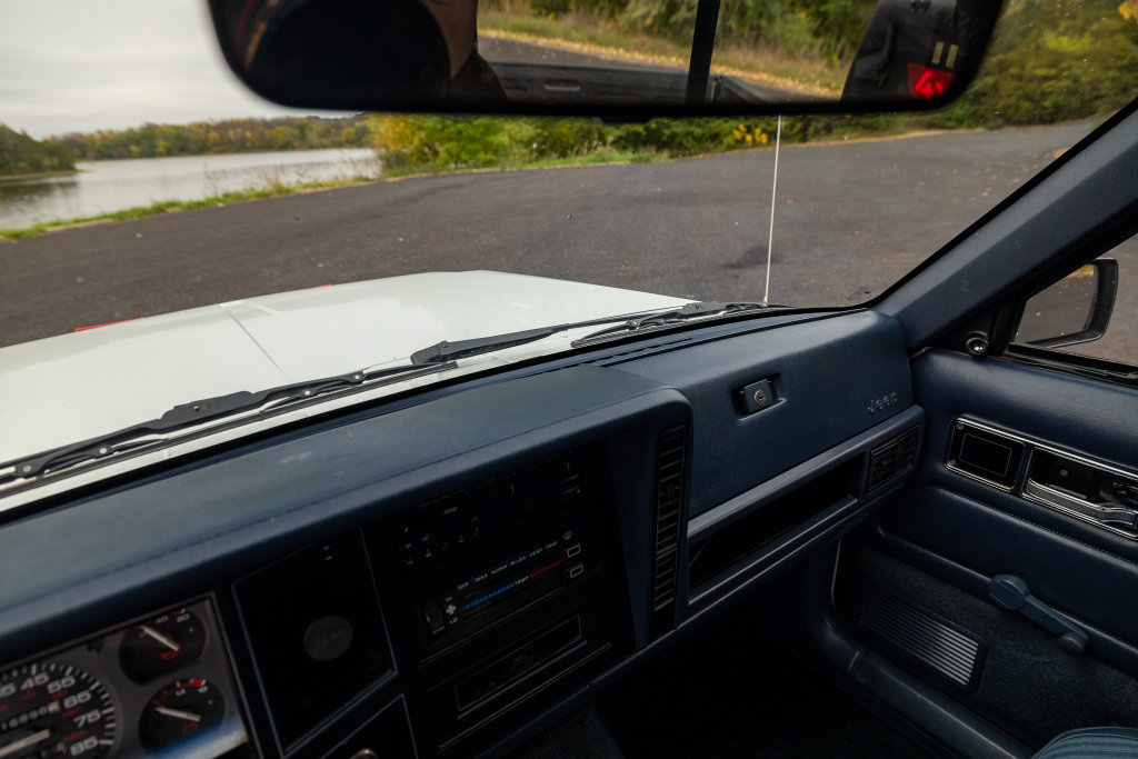 Used 1988 Jeep Comanche Pioneer AWD/4WD image 96