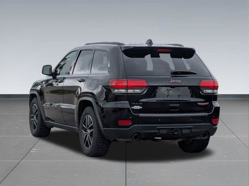Used 2018 Jeep Grand Cherokee Trailhawk AWD/4WD image 3