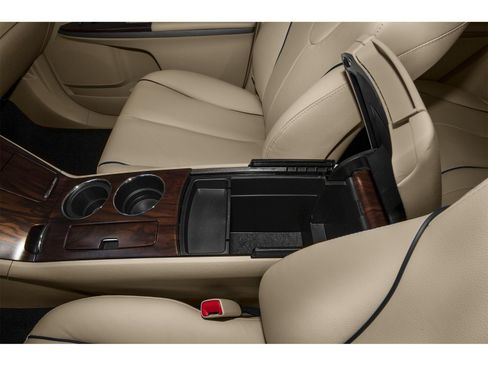 Used 2015 Toyota Venza XLE w/ XLE Premium Package FWD image 12