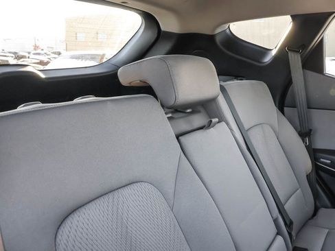 Used 2017 Hyundai Santa Fe Sport image 32