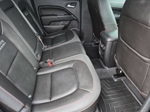 Used 2019 GMC Canyon All Terrain w/ Trailering Package AWD/4WD image 29