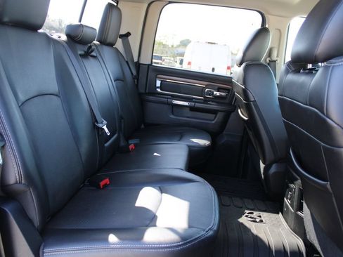 Used 2016 RAM 1500 Laramie w/ Convenience Group AWD/4WD image 10