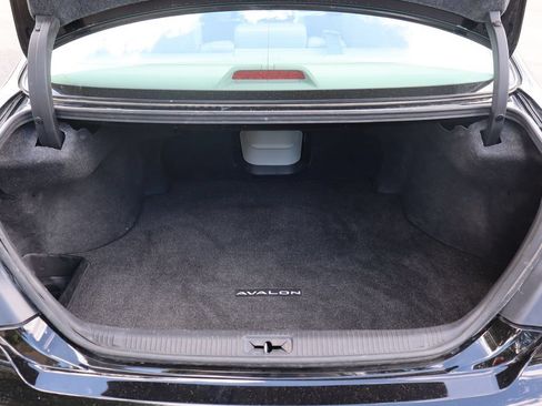 Used 2012 Toyota Avalon FWD image 14