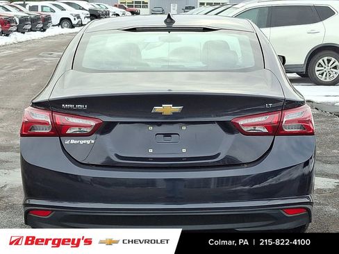 Used 2022 Chevrolet Malibu LT image 6