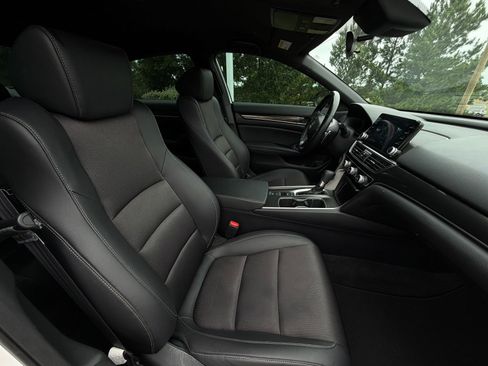 Used 2022 Honda Accord Sport image 13