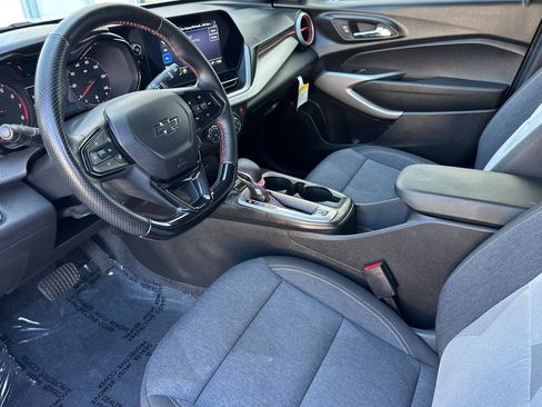 Certified 2024 Chevrolet Trax RS w/ Driver Confidence Package FWD image 10