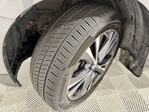 Used 2017 Nissan Pathfinder Platinum image 22