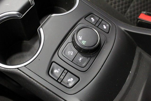 Certified 2020 GMC Terrain SLE FWD image 28