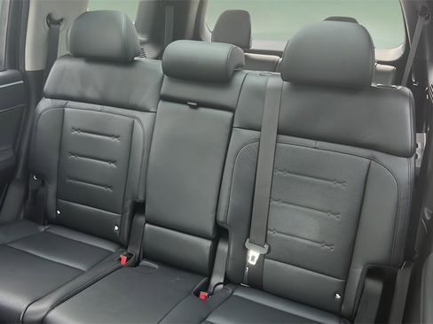 Used 2024 Hyundai Santa Fe Limited image 11