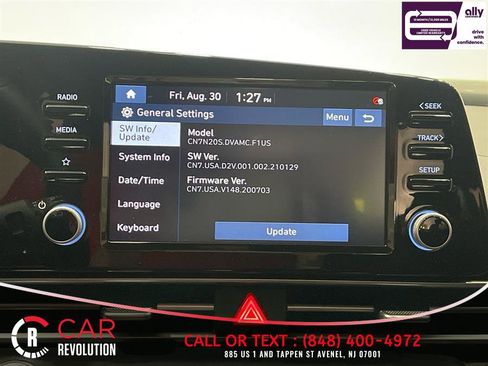Used 2022 Hyundai Elantra SEL w/ Convenience Package FWD image 18