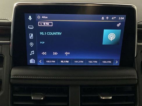 Used 2023 Chevrolet Tahoe Z71 AWD/4WD image 18