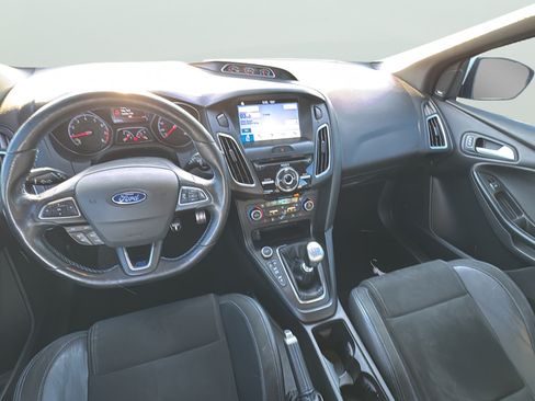 Used 2017 Ford Focus RS AWD/4WD image 14