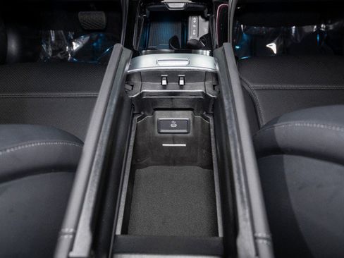 Certified 2026 Mercedes-Benz GLC 300 4MATIC image 24