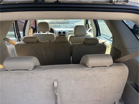 Used 2005 Ford Freestyle SE image 8