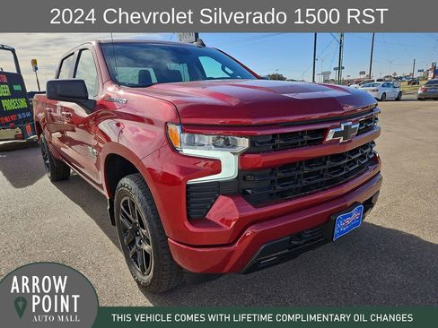 Used 2024 Chevrolet Silverado 1500 RST image 2