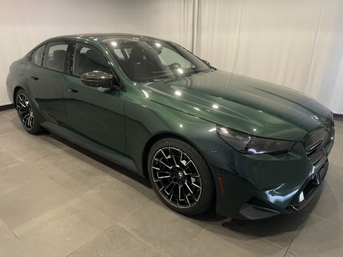 New 2027 BMW M5 w/ Carbon Package AWD/4WD image 3