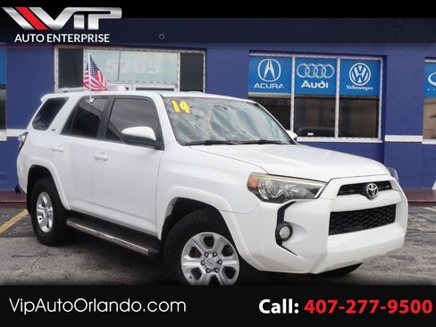 Used 2014 Toyota 4Runner SR5 RWD image 1