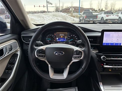 Certified 2021 Ford Explorer Limited w/ Equipment Group 301A image 22