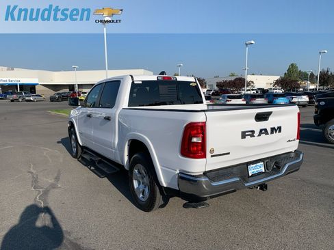 Used 2025 RAM 1500 Big Horn AWD/4WD image 10