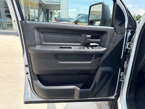 Used 2024 RAM 3500 Tradesman AWD/4WD image 19