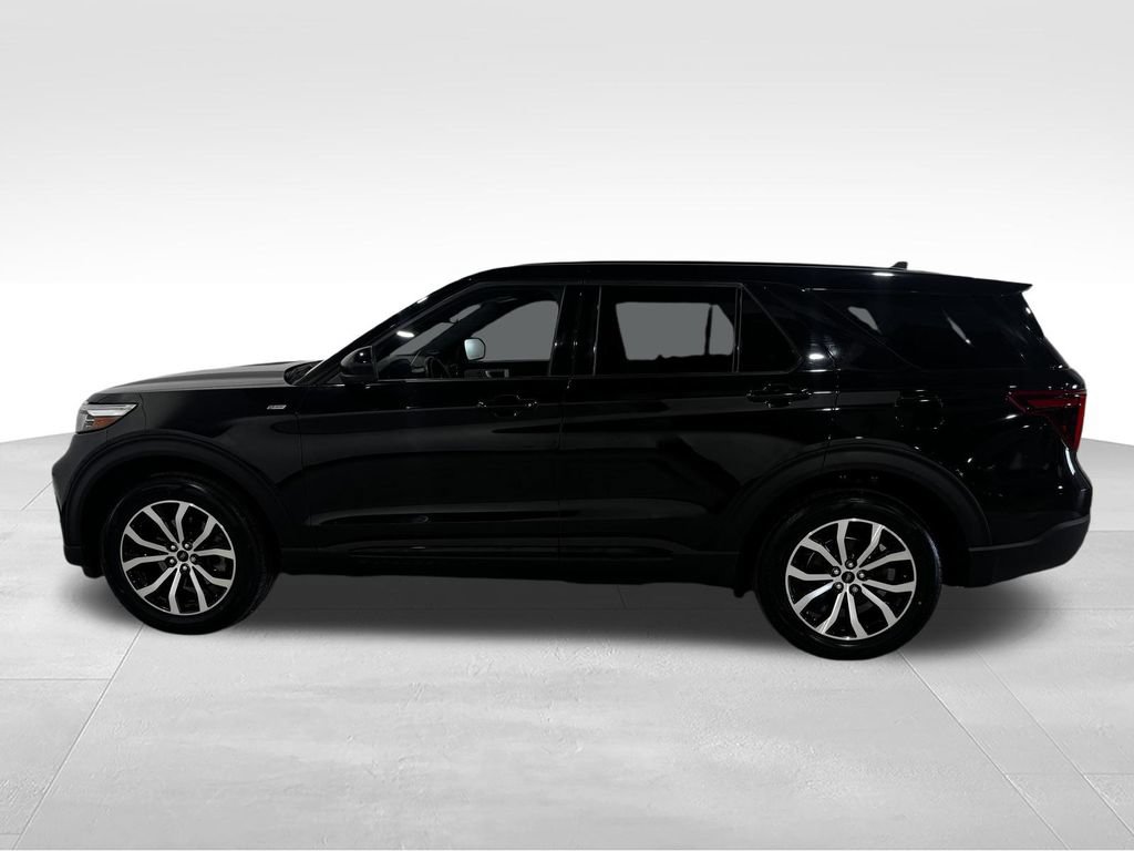 Used 2022 Ford Explorer ST-Line w/ Class IV Trailer Tow Package AWD/4WD image 14