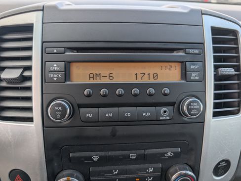 Used 2015 Nissan Xterra X image 22