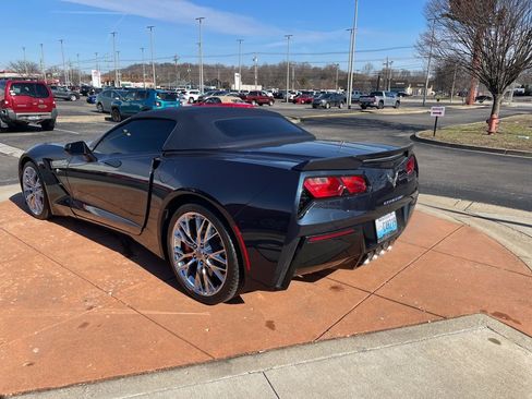 Used 2014 Chevrolet Corvette Stingray Convertible w/ 2LT Preferred Equipment Group RWD image 12