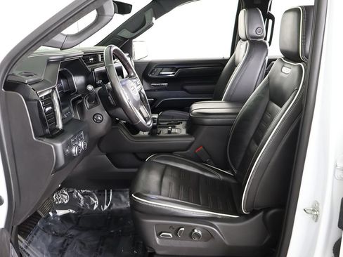 Used 2023 GMC Sierra 1500 AT4X AWD/4WD image 34