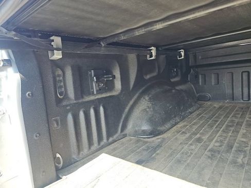 Used 2018 Ford F150 Lariat w/ Equipment Group 502A Luxury AWD/4WD image 11