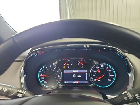 Used 2023 Chevrolet Traverse LT AWD/4WD image 19