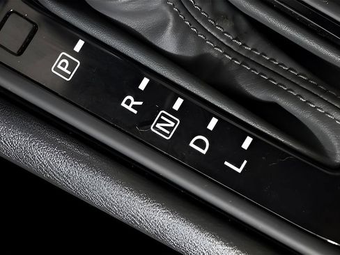 Used 2024 Nissan Sentra S image 35