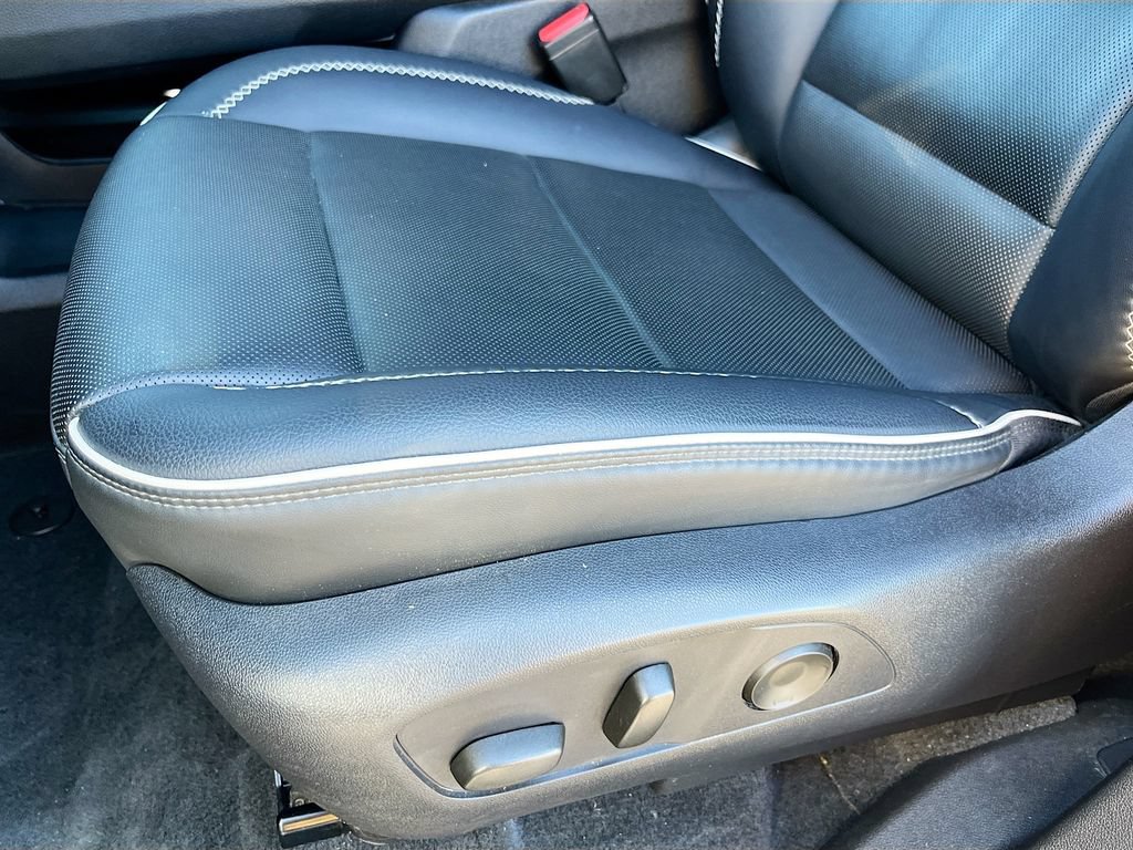Used 2024 GMC Acadia Denali w/ Super Cruise Package FWD image 19