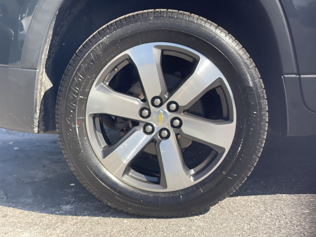 Used 2020 Chevrolet Traverse LT w/ LT Premium Package AWD/4WD image 43