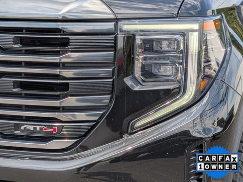 Used 2023 GMC Sierra 1500 AT4 AWD/4WD image 10