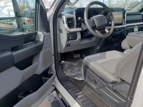 New 2026 Ford F350 XLT w/ XLT Premium Package image 6