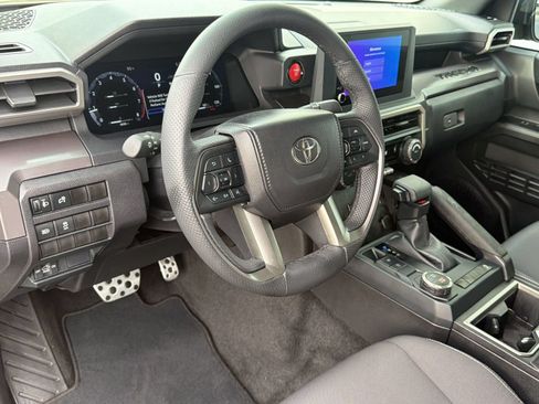 Used 2026 Toyota Tacoma TRD Sport RWD image 4