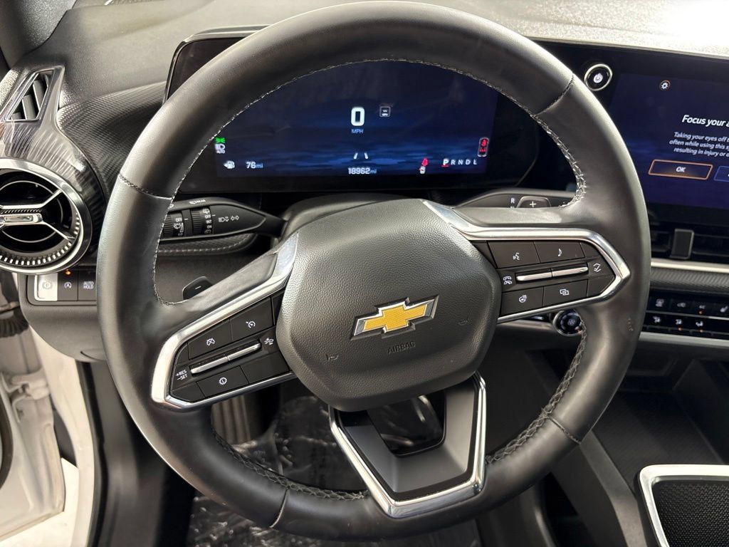 Certified 2026 Chevrolet Equinox LT FWD image 31