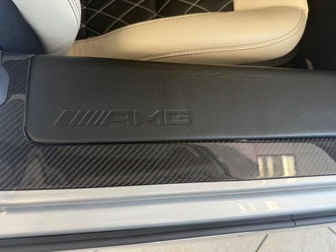 Used 2011 Mercedes-Benz SLS AMG Coupe image 9