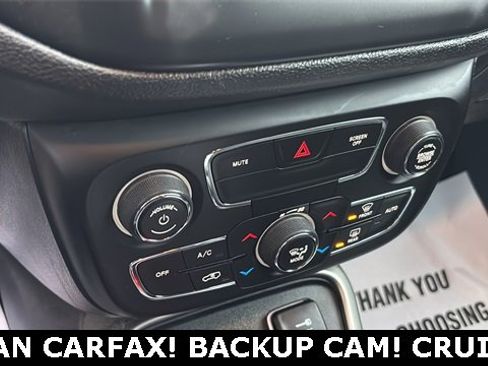 Used 2020 Jeep Compass Latitude image 15