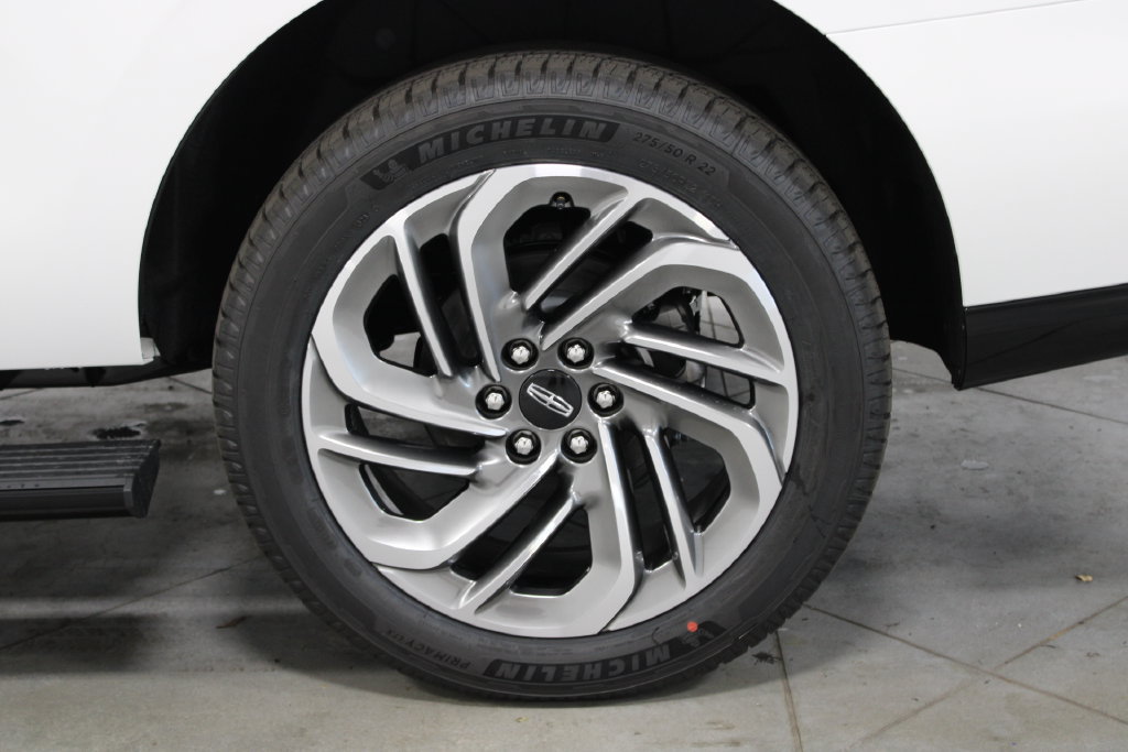 New 2027 Lincoln Navigator Reserve RWD image 18
