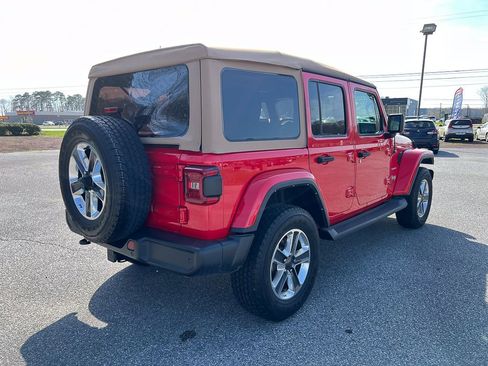 Used 2022 Jeep Wrangler Unlimited Sahara w/ LED Lighting Group image 9