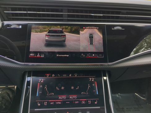 New 2026 Audi RS Q8 performance image 25